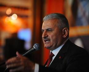 Binali Yıldırım: İzmirde bir şeyler oluyor