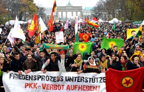 PKK'lı hainler Avrupa'da terör estirdi