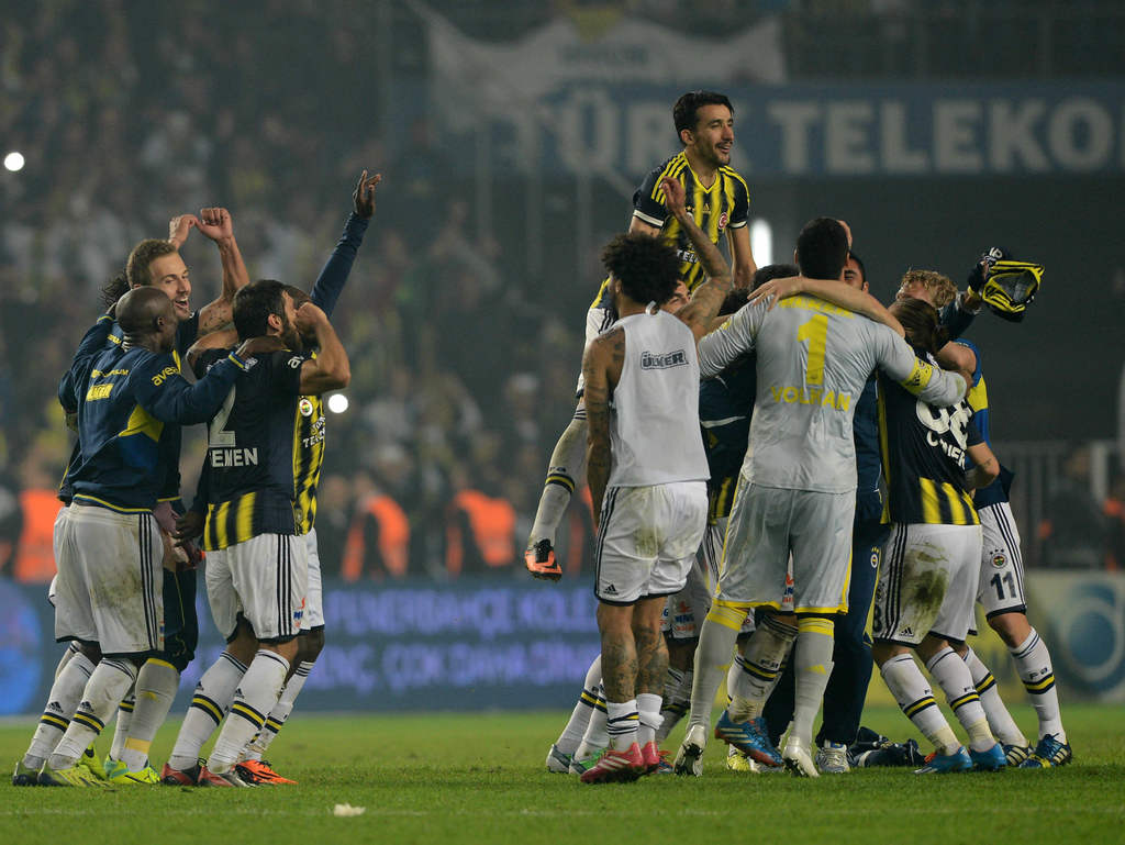 Derbi geyikleri F.Bahçe - G.Saray