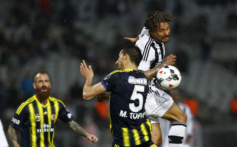 Dev derbi Twitter’ı salladı