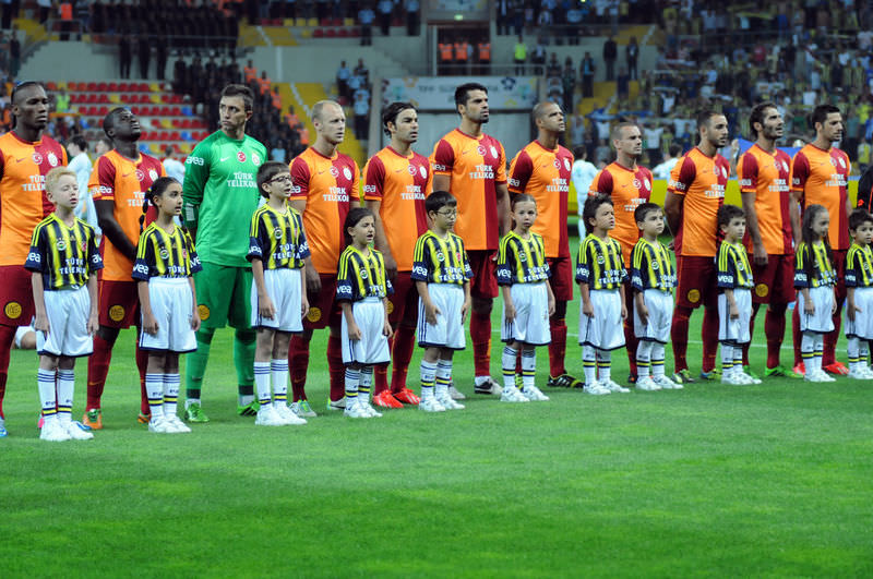 Galatasaray - Fenerbahçe karşılaşmasının önemli anları!