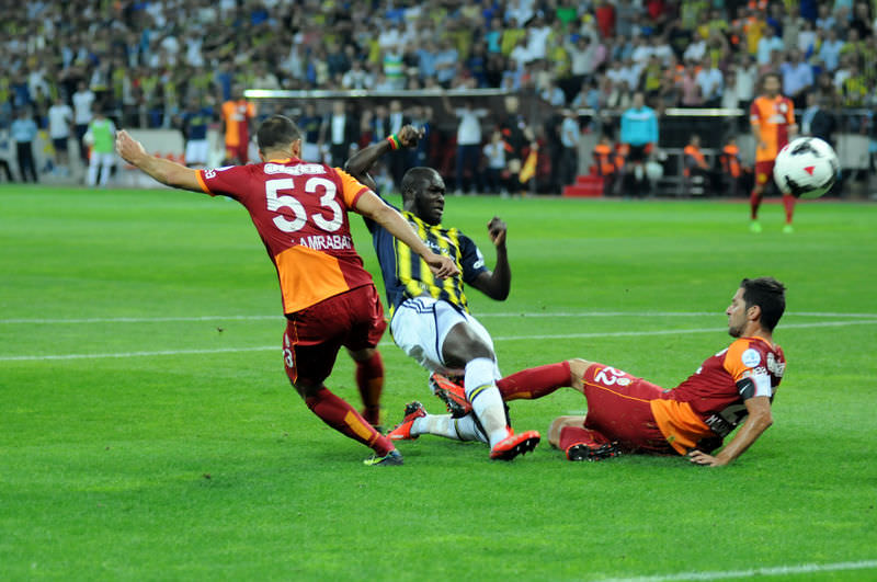 Galatasaray - Fenerbahçe karşılaşmasının önemli anları!