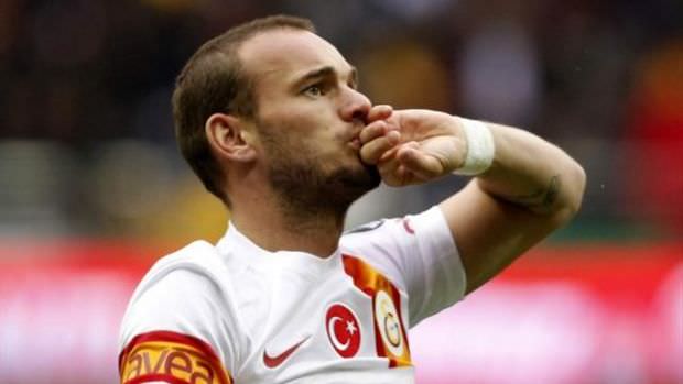 Hangi Futbolcu Kaç Para Kazanıyor?