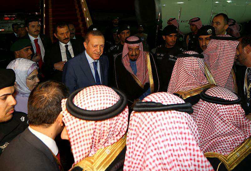 Cumhurbaşkanı Erdoğan Suudi Arabistan'da