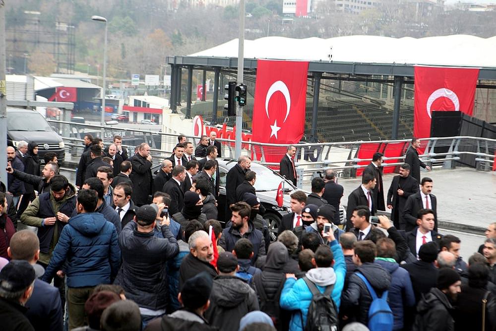 Erdoğan patlamanın olduğu yerde