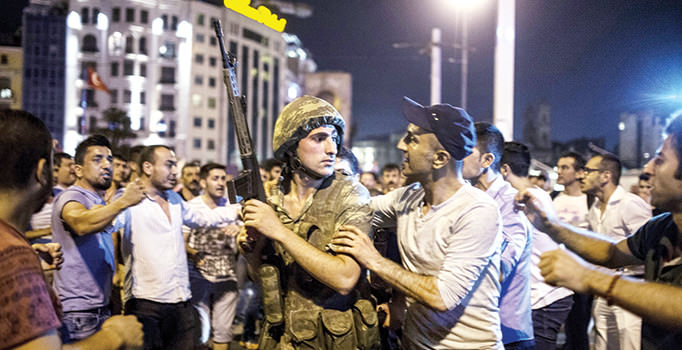 İşte çarpıcı 15 Temmuz anketi