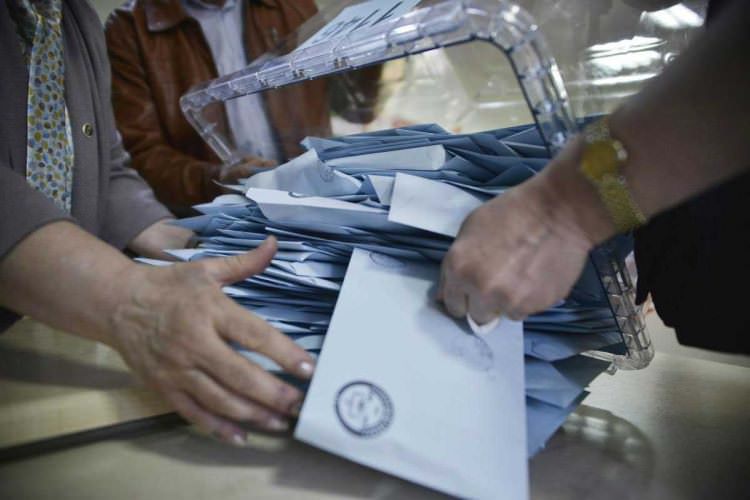 İşte referanduma 3 kala son anket