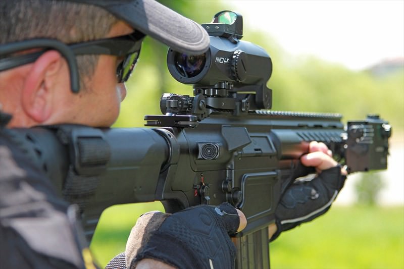 Mehmetçik'in yeni tüfeği dakikada 700 mermi atıyor