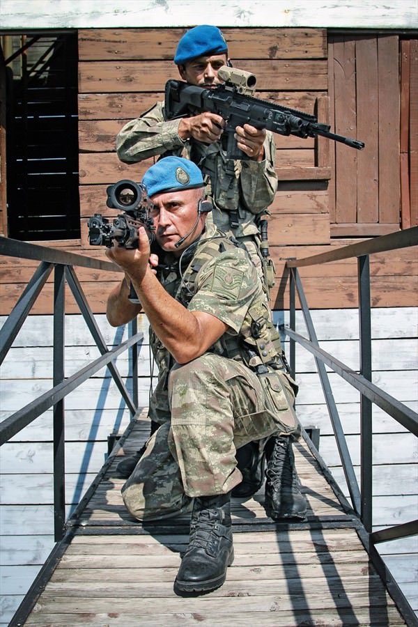 Mehmetçik'in yeni tüfeği dakikada 700 mermi atıyor