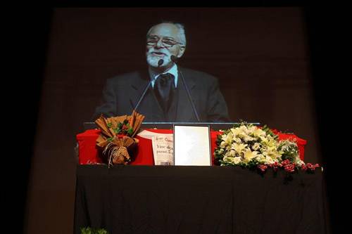 İlhan Selçuk son yolcuğuna uğurlanıyor
