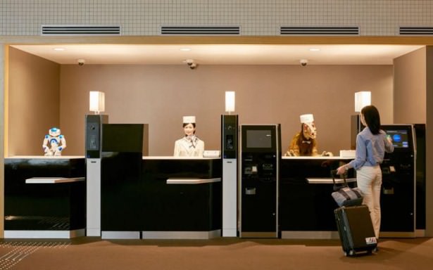 Tüm çalışanları robot olan dünyanın ilk oteli!